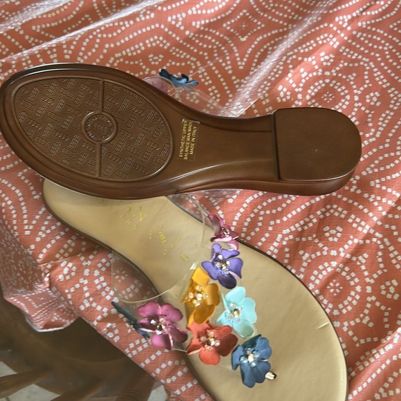 Sandals - Picture 2 of 3